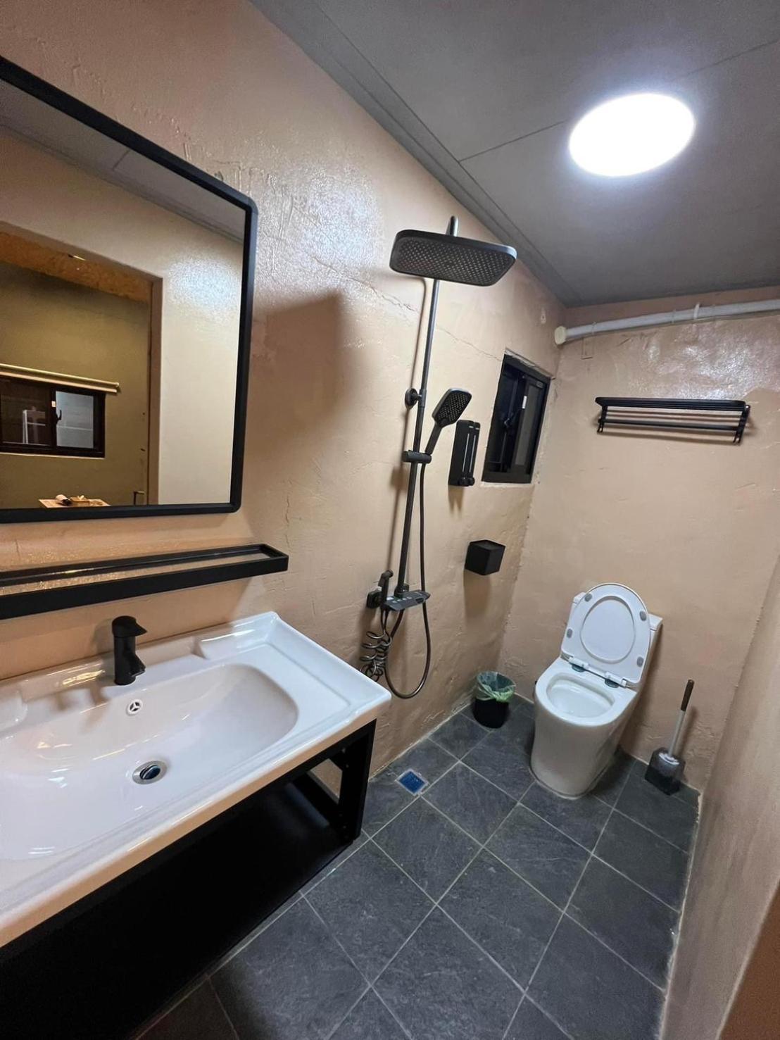 Hidden Life B&B Chenggong Exterior photo